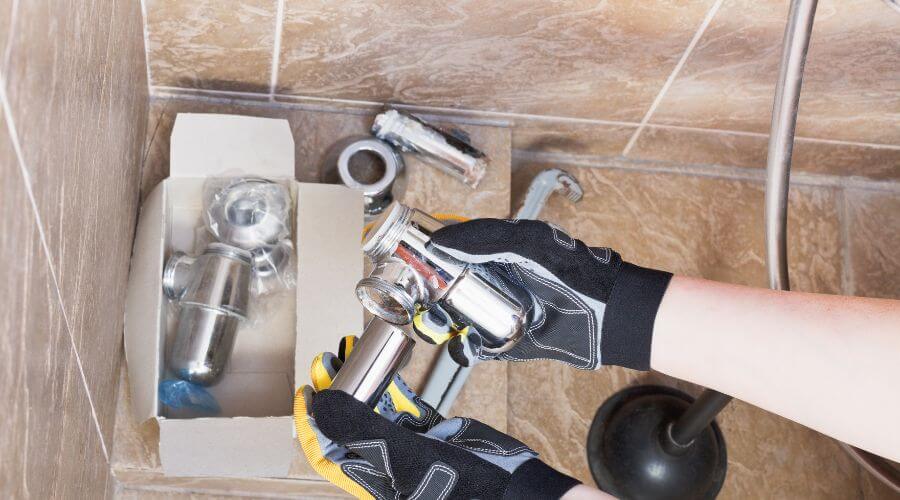 Expert Emergency Roof Repairs services in Waltonville, IL